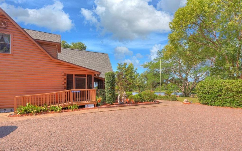 Cabin On The Lake Bed and Breakfast Lake Helen Exterior foto