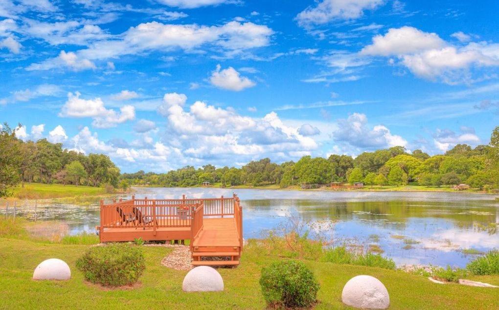 Cabin On The Lake Bed and Breakfast Lake Helen Exterior foto